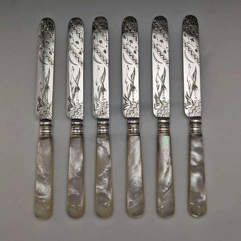 Juego de 6 pares de cubiertos de postre antiguos ingleses de 1880 con mangos de nácar, de William Batt and Sons, en caja de madera